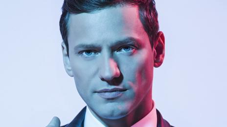 Орлин Павлов ни завладява с нов концерт на 8 април