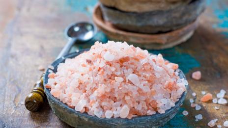 Защо розовата сол е по-полезна от бялата?