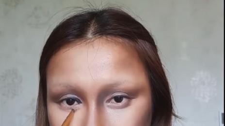 От Мона Лиза до Тейлър Суифт: Китайка с уникален грим