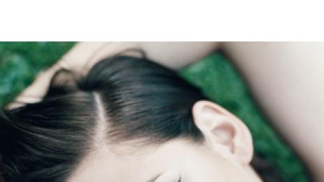 Кристен Стюарт - по-женствена и пообработена