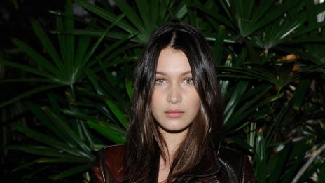 Бела Хадид и The Weeknd са двойка