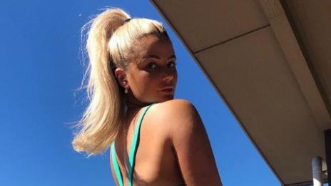 Обвиниха бодипозитивистка, че се е направила на по-дебела