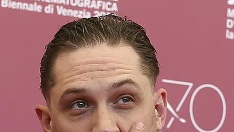 Хората искат да видят Том Харди в ролята на Джеймс Бонд