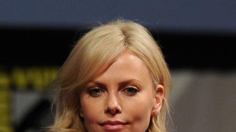 Чарлийз Терон иска бебе