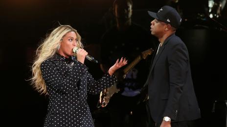 Близнаците на Бионсе и Джей Зи са още в болница