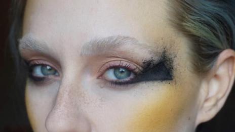 Жълт руж – новата ефектна тенденция в грима