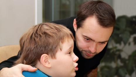 Как да водите тежки разговори с детето си