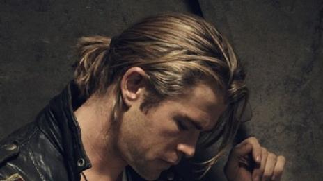 Крис Хемсуърт: Аз бях момичето в семейството