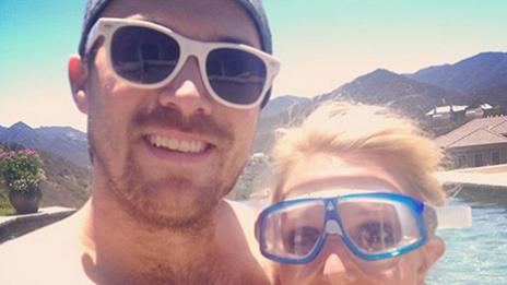 Бритни Спиърс не се е разделила с Дейвид Лукадо