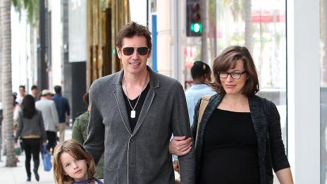 Мила Йовович роди момиченце