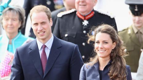 Предбрачният договор на кралската двойка е като гилотина за Кейт