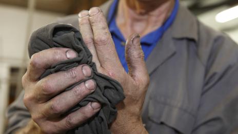 Как да промените отношението си към "мръсната работа"