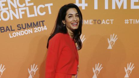 Потвърдено: Годеницата на Клуни НЕ е бременна