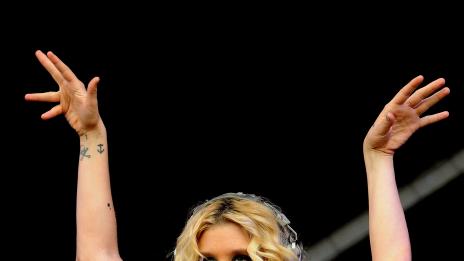 Кеша написала 200 песни за втория си албум