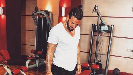 Благо Джизъса в Женското царство на Брадъра