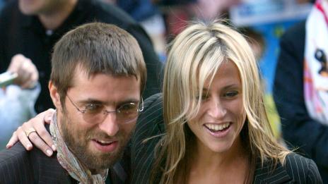 Жената на Лиъм Галахър била в пълно неведение за извънбрачното му дете