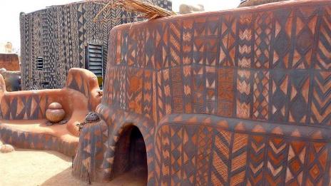 Шарените колиби на Буркина Фасо