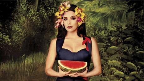 Ева Лонгория скандално бяла на модна корица