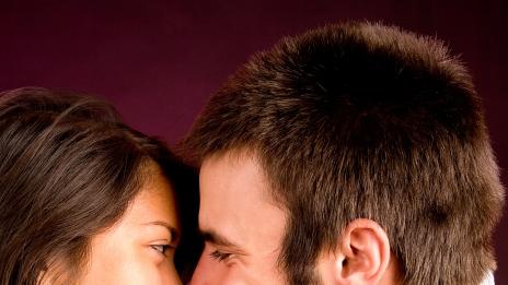 За мъжете червено вино, за жените – сок от череши