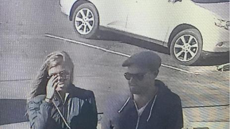 Влюбеният Лео води Нина Агдал на почивка за празниците