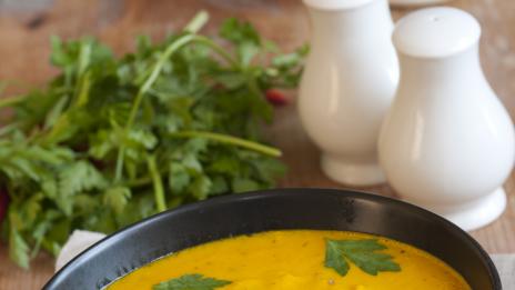 Есенна крем-супа с тиквички и карфиол