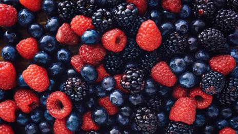 Суперхрани за сияйна кожа