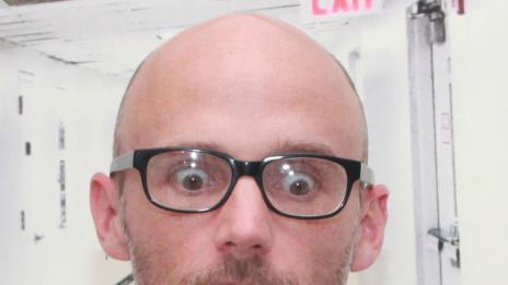 Моби: Харесвам се плешив