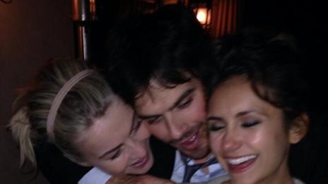 Нина Добрев празнува юбилей с бившия си и най-добрата си приятелка