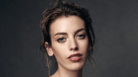 Клара – бижуто на Юън Макгрегър