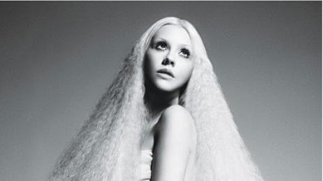 Кристина Агилера – гол андроид