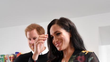 Бебето на Меган и Хари взе да рита по време на официален ангажимент (ВИДЕО)