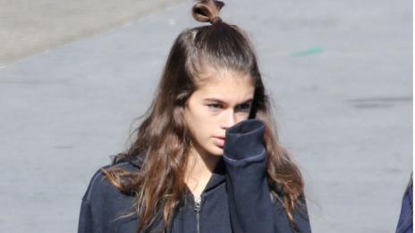 Кая Гербер – уморена до неузнаваемост