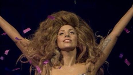 Лейди Гага предпочита да бъде „дебела, отколкото повърхностна“