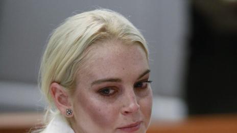 Закопчаха Линдзи отново! Връща се в ареста!