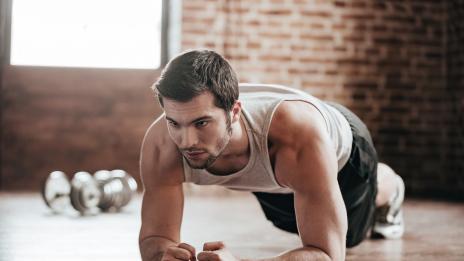 4 основни предимства на планк упражненията