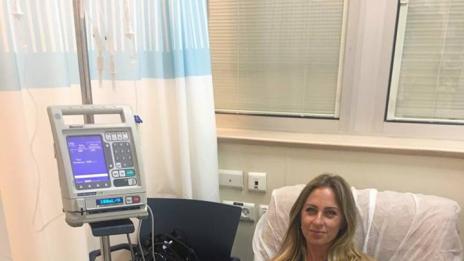 Нана започна втора битка с рак на гърдата