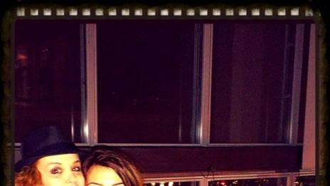 Петя Дикова и Аня Пенчева почиваха заедно в Лондон