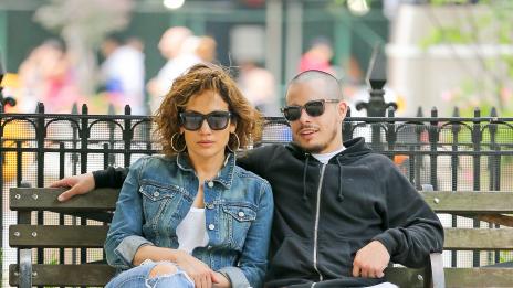 Дженифър Лопес не се вълнува от развода на Бен Афлек