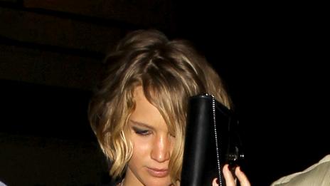 Дженифър Лорънс не откъсвала очи от Крис Мартин