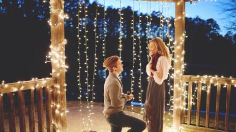 Неустоимите предложения за брак