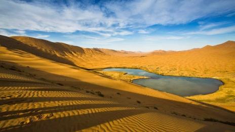 Тайнствените езера в пустинята на Бадаин Джаран