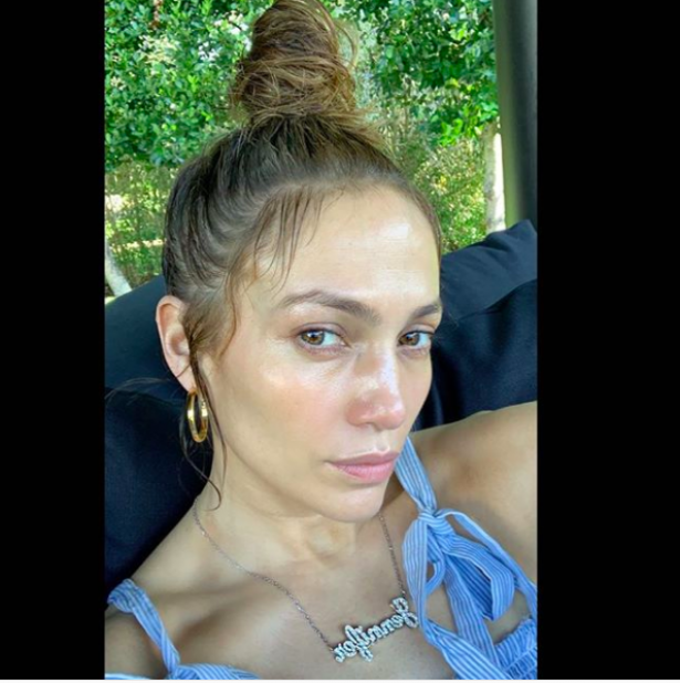 Дженифър Лопес, Instagram