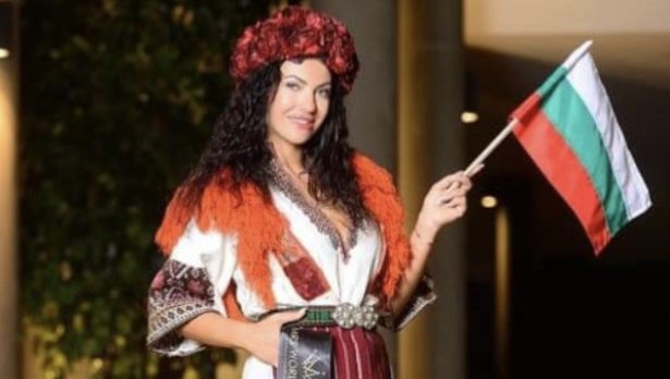 Българска красота: Лидия Янева ни представя на Mrs Worldwide