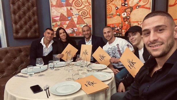 Звезди от SENSHI бяха VIP гости в Hell’s Kitchen България