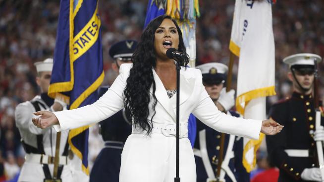 Деми Ловато забрави за половете, иска да й викат те/тях