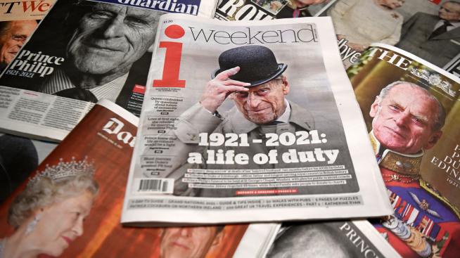  Кейт Мидълтън и принц Уилям почетоха паметта на принц Филип