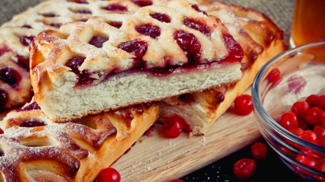 Сладкиш с вишни – как да го приготвим?