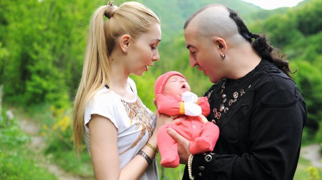 Дони и Нети празнуват 11 години щастие