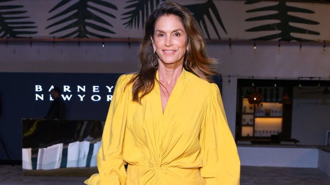 Семейно щастие – Синди Крауфорд с любимите си жени в Маями