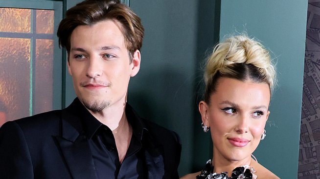 Мили Боби Браун показа, че има акне в нова снимка без грим